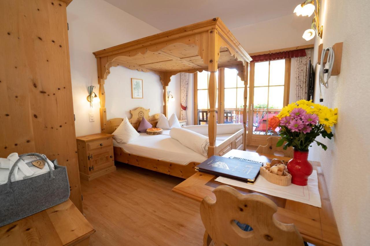 Hotel Crusch Alba Sta Maria Santa Maria Val Müstair Esterno foto